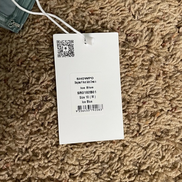 JASLYNN MIDI DRESS - STRAPLESS V NECK SATIN DRESS IN ICE BLUE - Picture 9 of 9